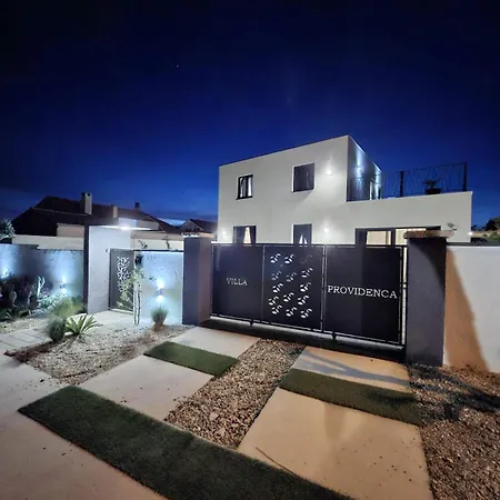 Providenca Willa Policnik