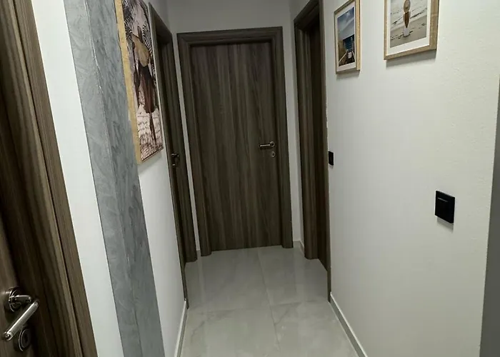 Providenca * Policnik