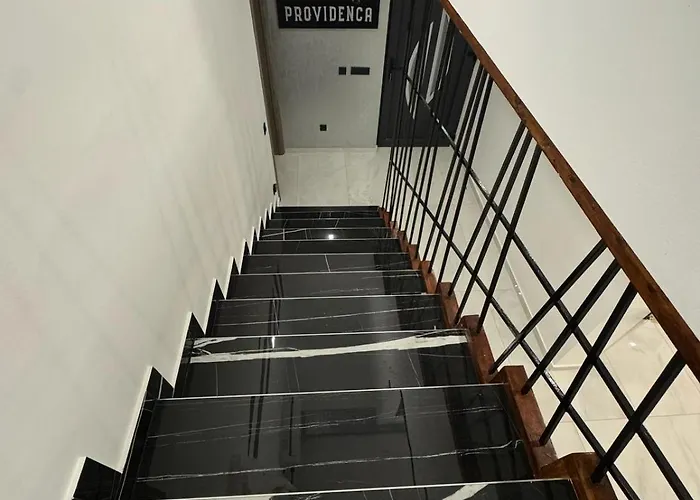 Providenca * Policnik